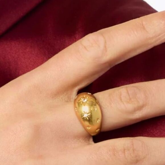 NWOT  Star-Embellished Ring - Picture 1 of 7